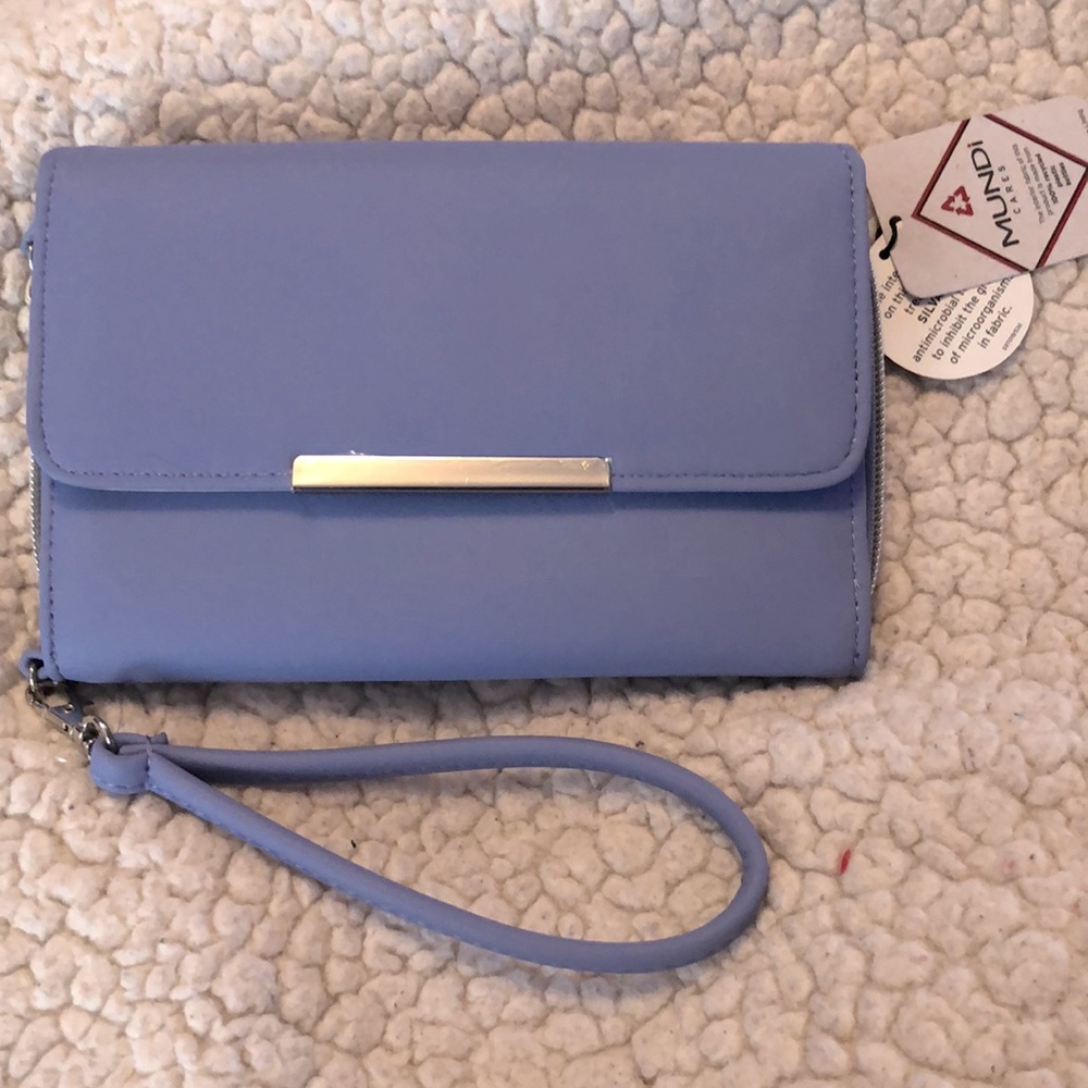 Mundi wristlet wallet